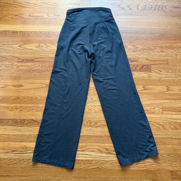 Lululemon take it easy gray high waist wide leg pants 8 - Picture 5 of 11